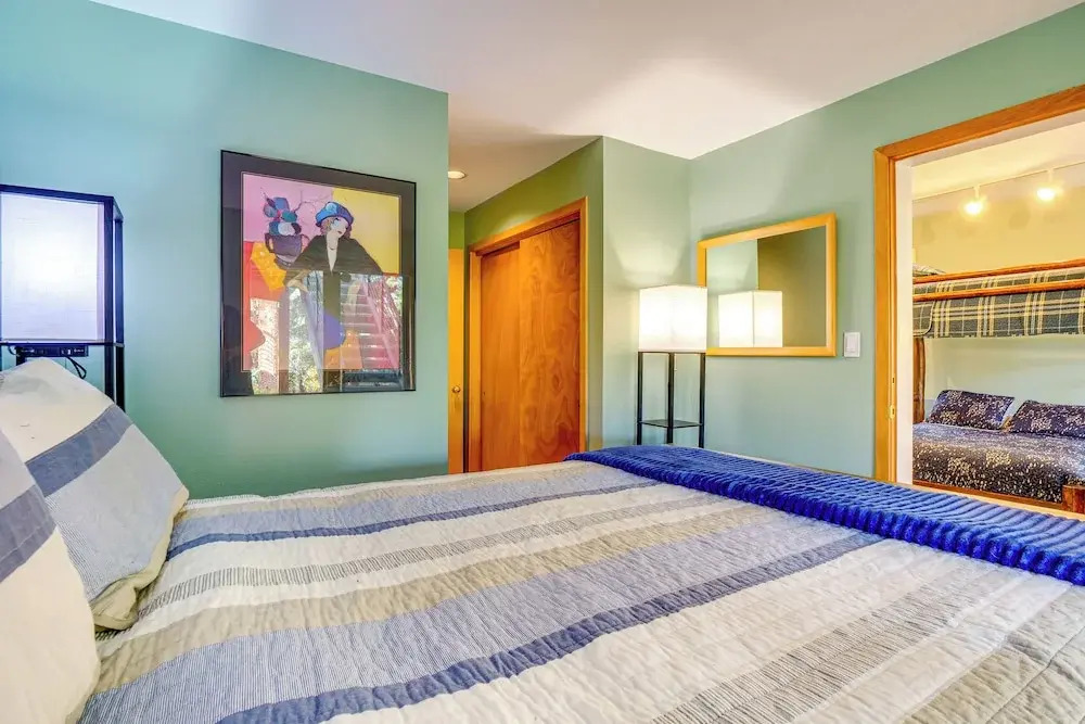 1 Mi to Ski Lift: Mtn-view Breck Home w/ Hot Tub!