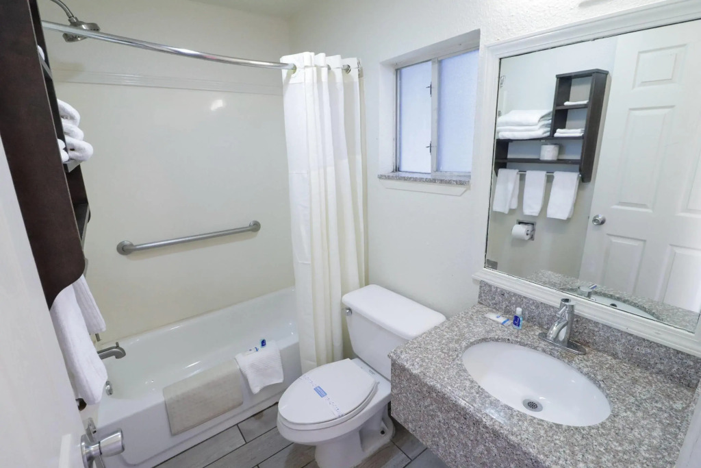 Rodeway Inn San Antonio Lackland AFB - SeaWorld-Rivarwalk-The Alamo