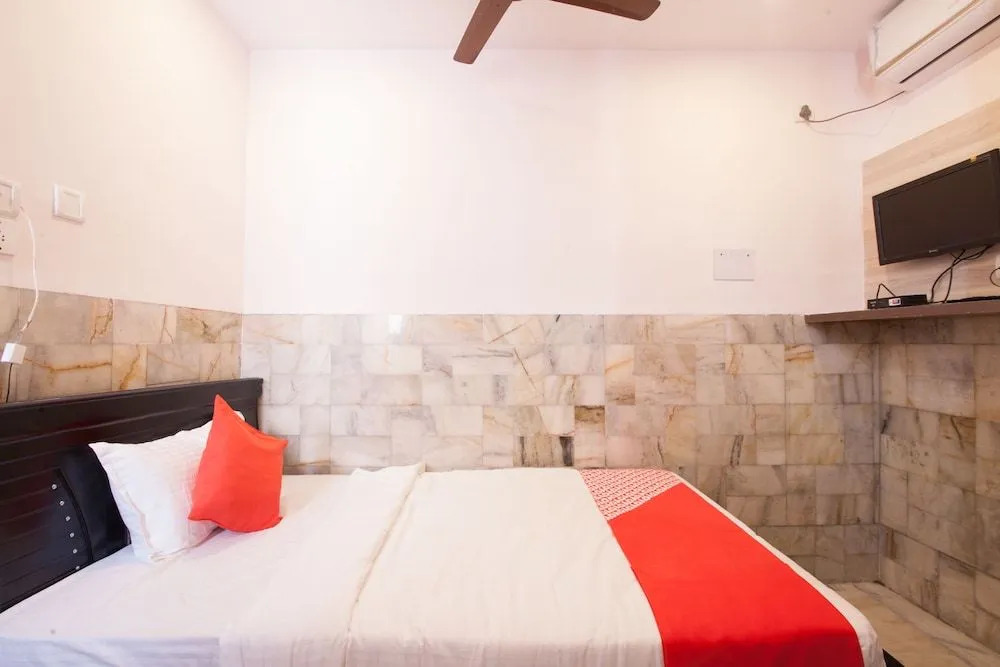 Super Hotel O MG Road Raniganj Formerly Holiday Hotel