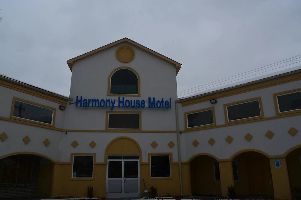 Harmony House Motel