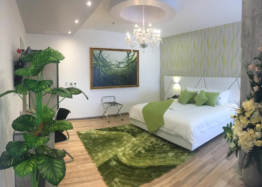 Luma Plaza Hotel