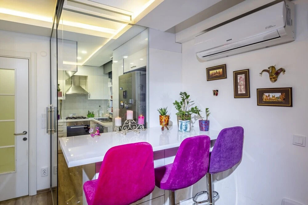 Flat With Rainbow Themed Interior in Goztepe