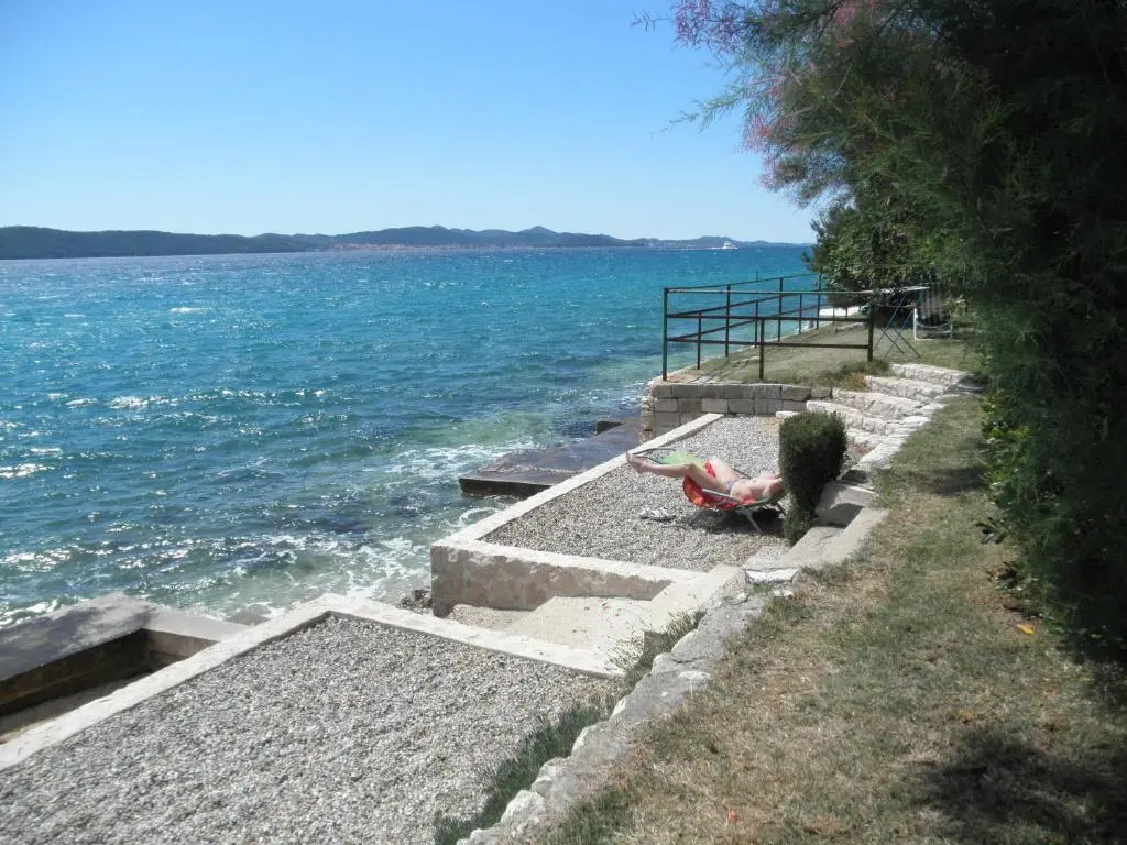 Apartments Dora Bibinje, 30m from the sea