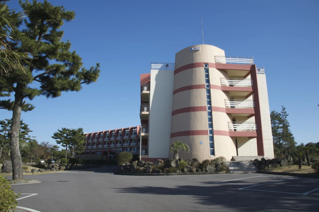 Hallim Resort