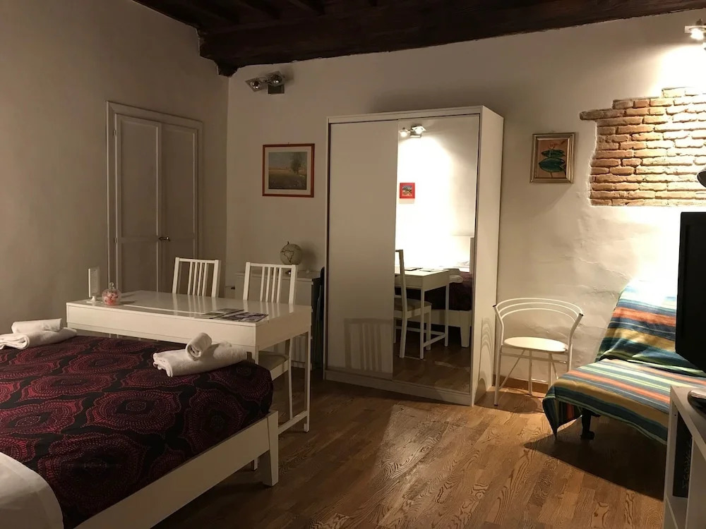 Cozy apartment near Uffizi