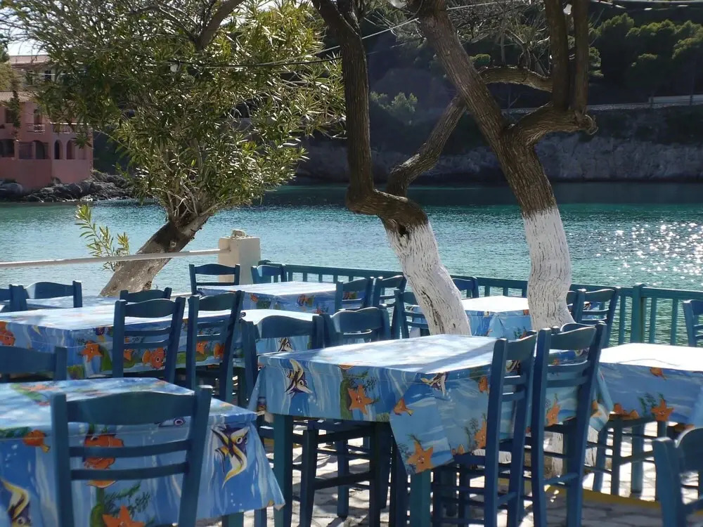 Villa Mandola Dazzling Views of Pine Trees Blue sea