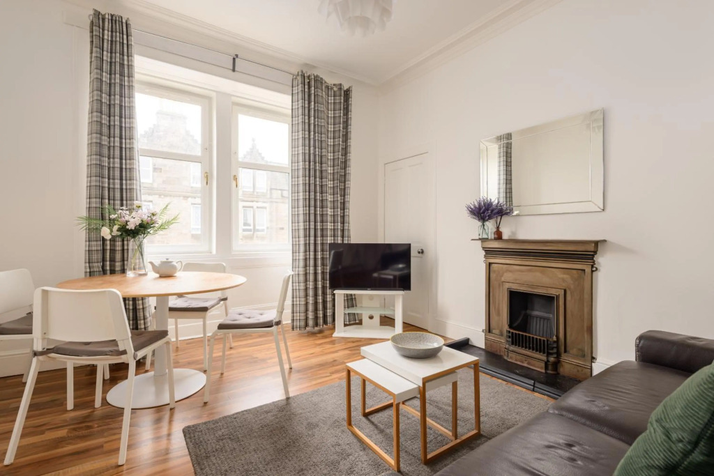 The London Road Apartment - 2BR/1BA