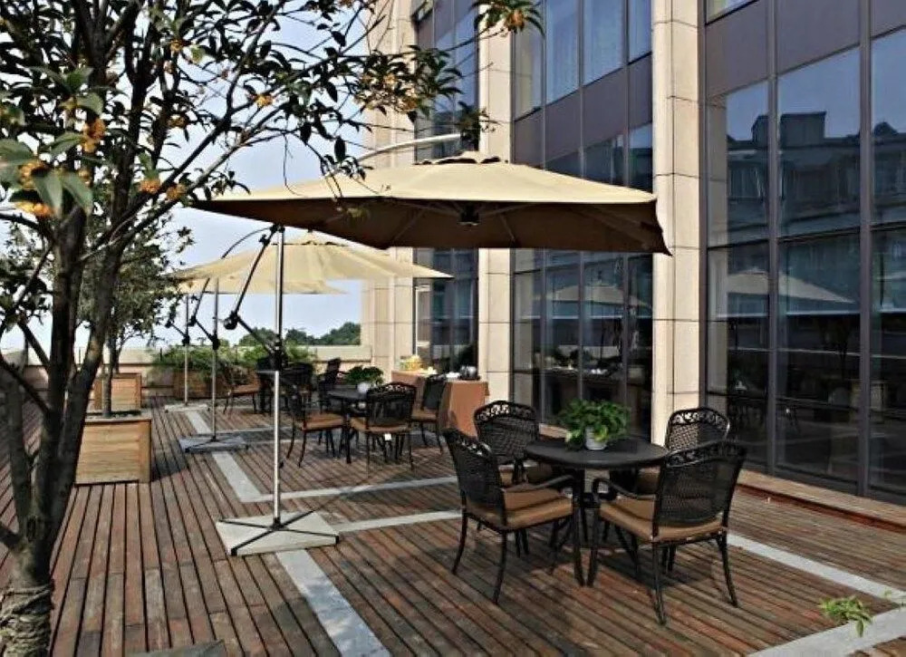 Lotus Hotel
