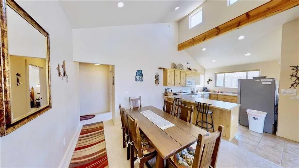Krystal Kiva K4 by RedAwning