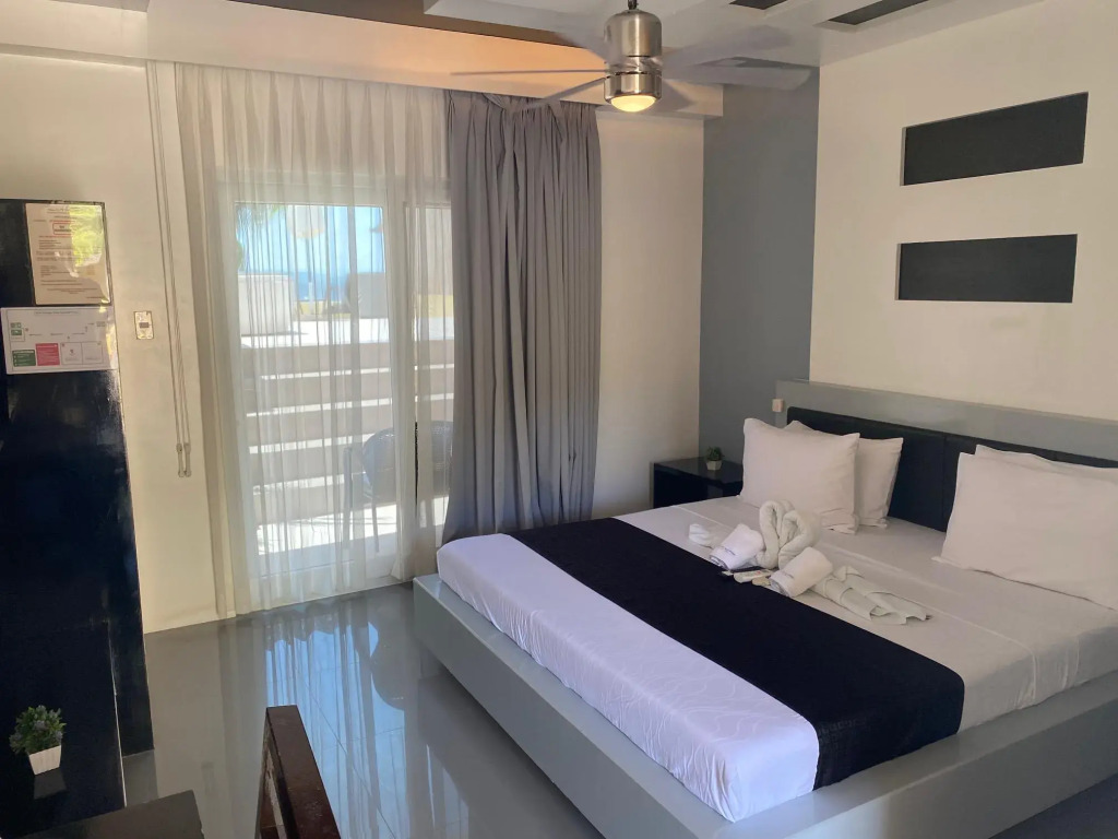 Papa Freds Beach Resort