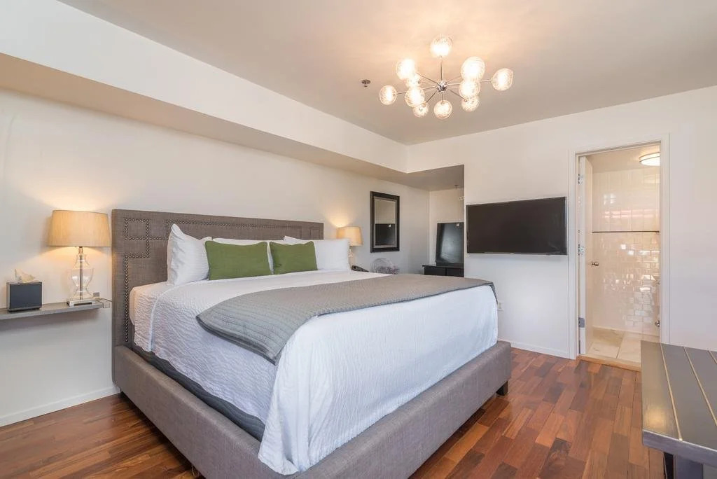 The Greens Hotel on Del Paso
