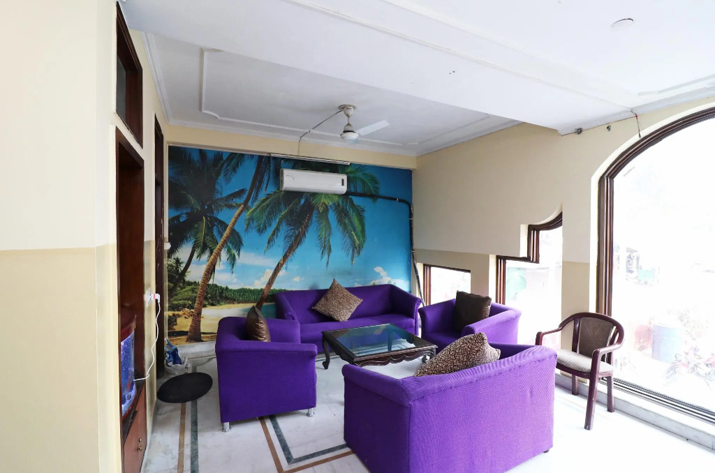 OYO 24421 Classic Hotel