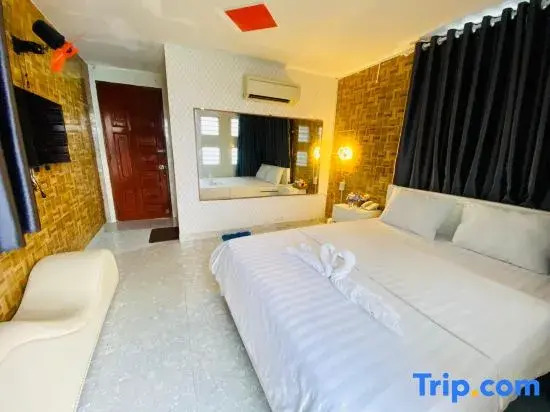 Jewel Hotel