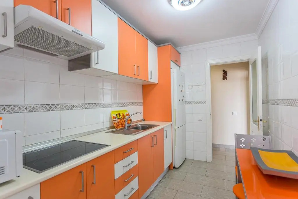 008 Amazing flat very close to the beach