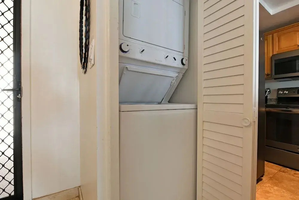 Hololani A303 2 Bedrooms 2 Bathrooms Condo