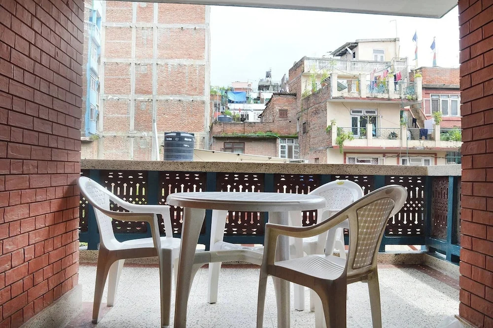 Shanti Apartment 2bhk Thamel 5 min Walk 2nd Floor