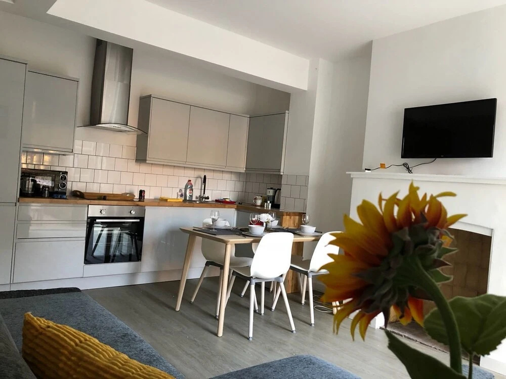 Clydes Hideaway Apartment