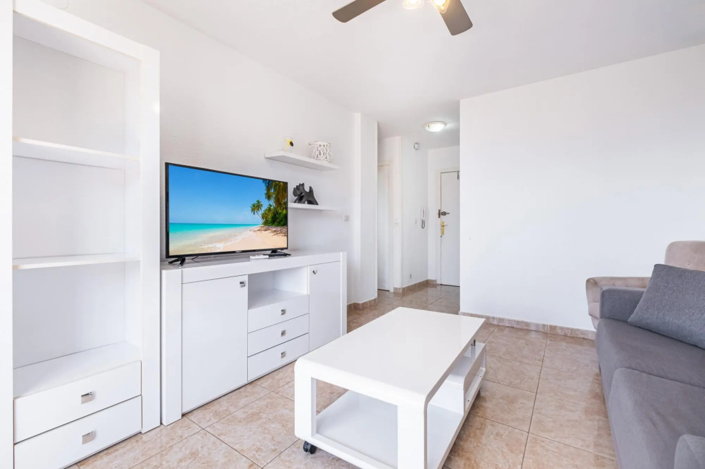 Europa Center 12-B Apartment Levante Beach