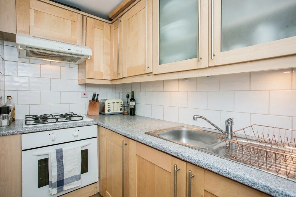 Cosy 2 Bedroom in Stoke Newington With Private Patio