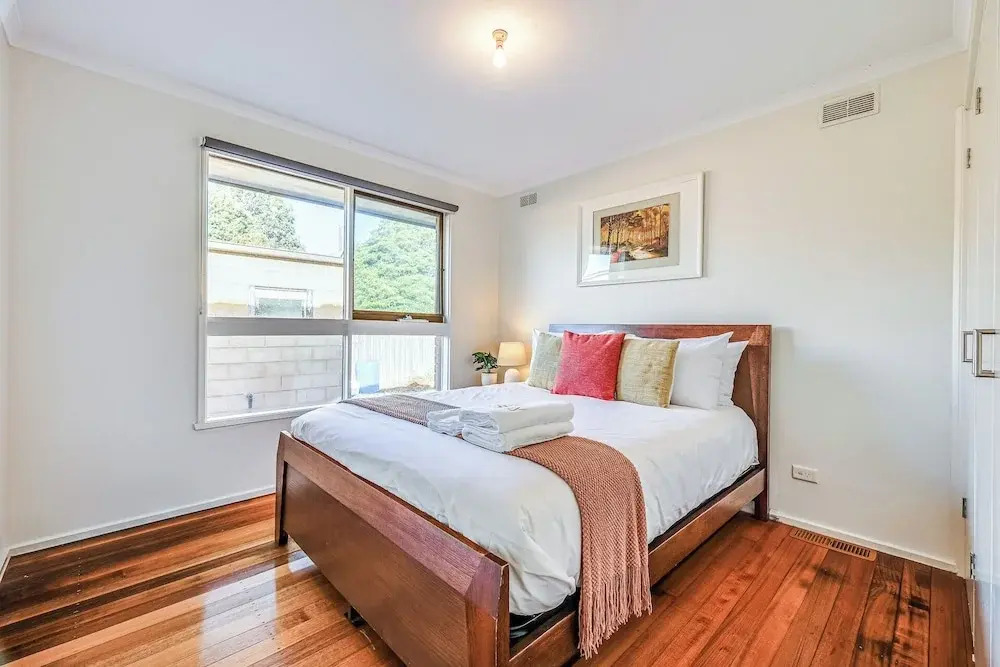 StayAU Newly Modern Comforts 3BRM Home Cranbourne