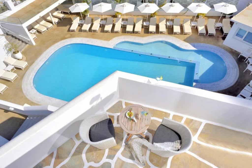 Petinos Beach Hotel
