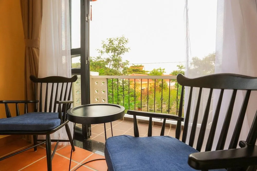 Hoi An Town Home Resort