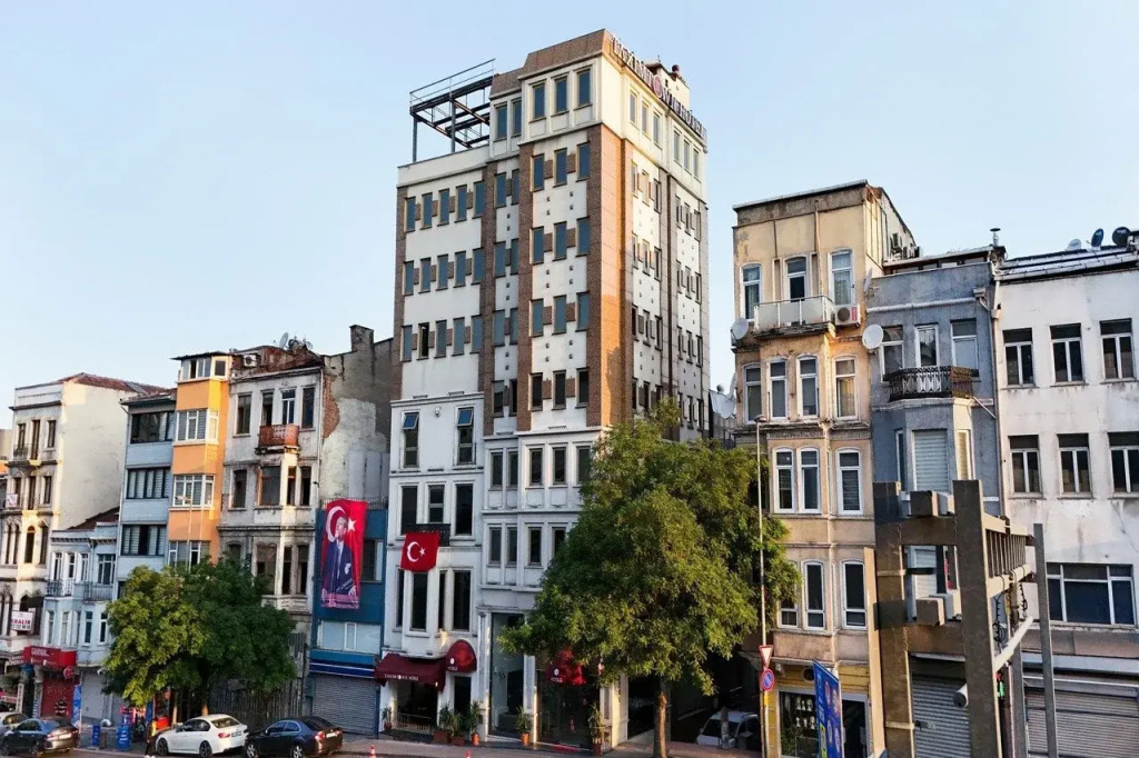 Taximtown Hotel