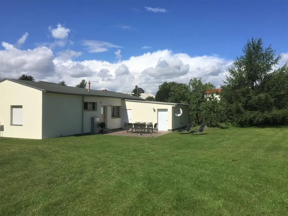 Geraeumiges Ferienhaus mit Sauna