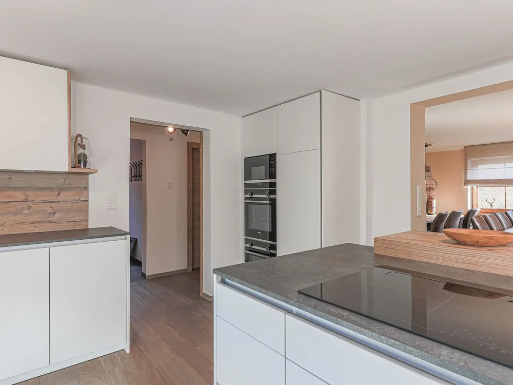 Luxurious Chalet Near Ski Lift in Hopfgarten