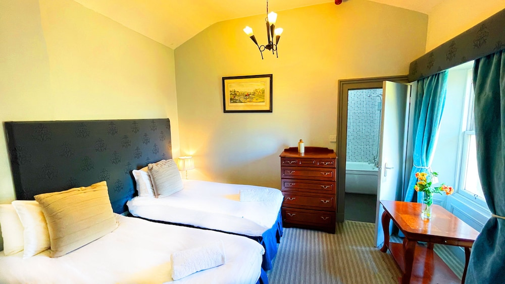 Kirkhill Estate Rooms