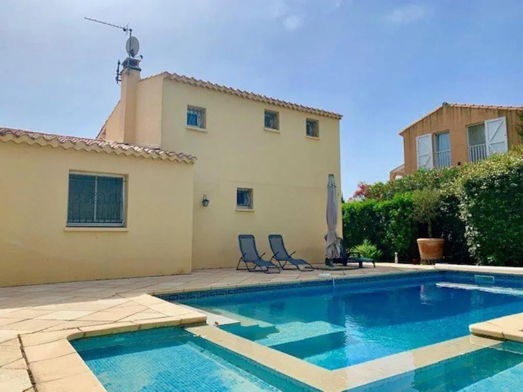 Maison Cap d'Agde, 5 pièces, 8 personnes - FR-1-607-23