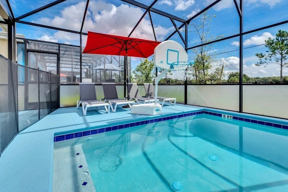 2473 Shanti · Deepsea World/15 Suites/sleep 30/oversize Pool&spa