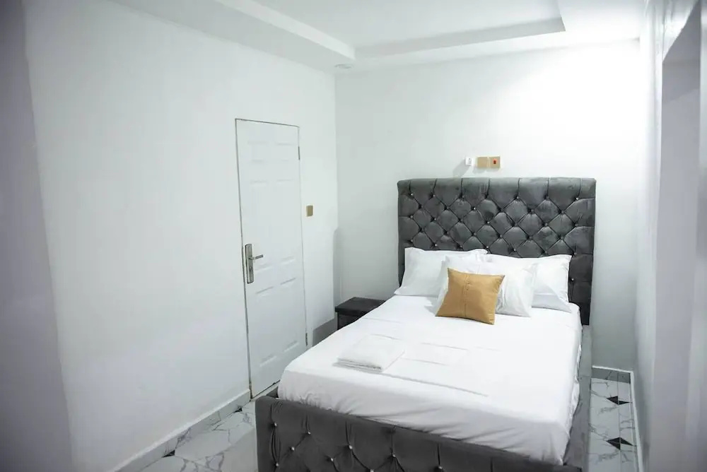 Lovely One-bed Apartment Located in Abuja