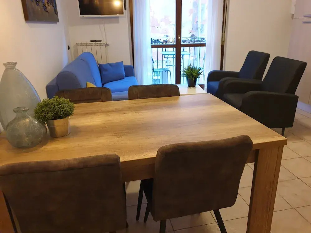 Captivating 2 Bedroom Apartment in Acquaseria