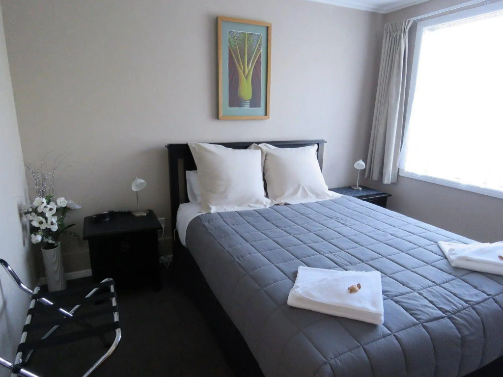 Yarrow Motel