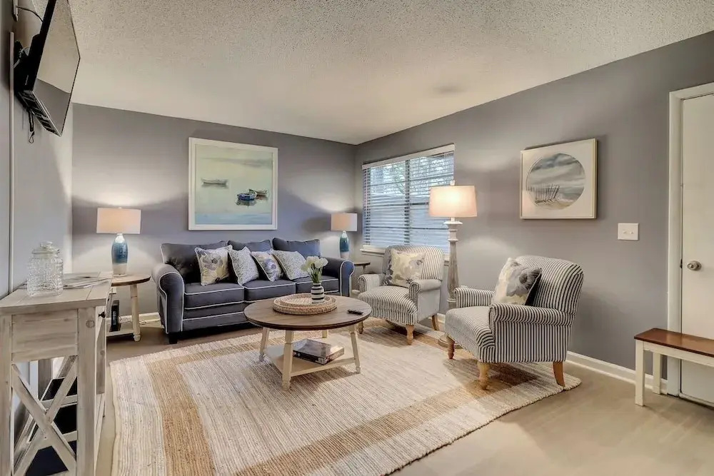 Spacious 3BR Hilton Head Getaway + Pool Access
