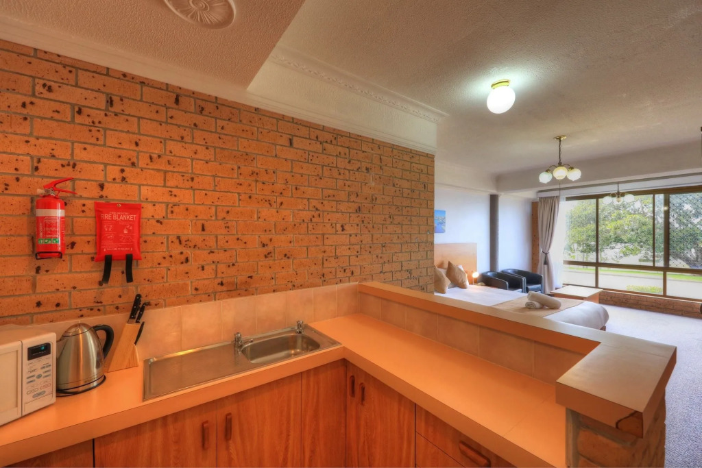 Midlands Motel
