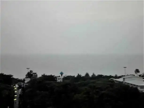 Sea View Beach Condo Jomtien Pattaya Large Pool