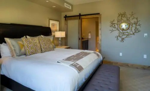Edgemont 2704 - Luxury Ski-in Ski-out Condo