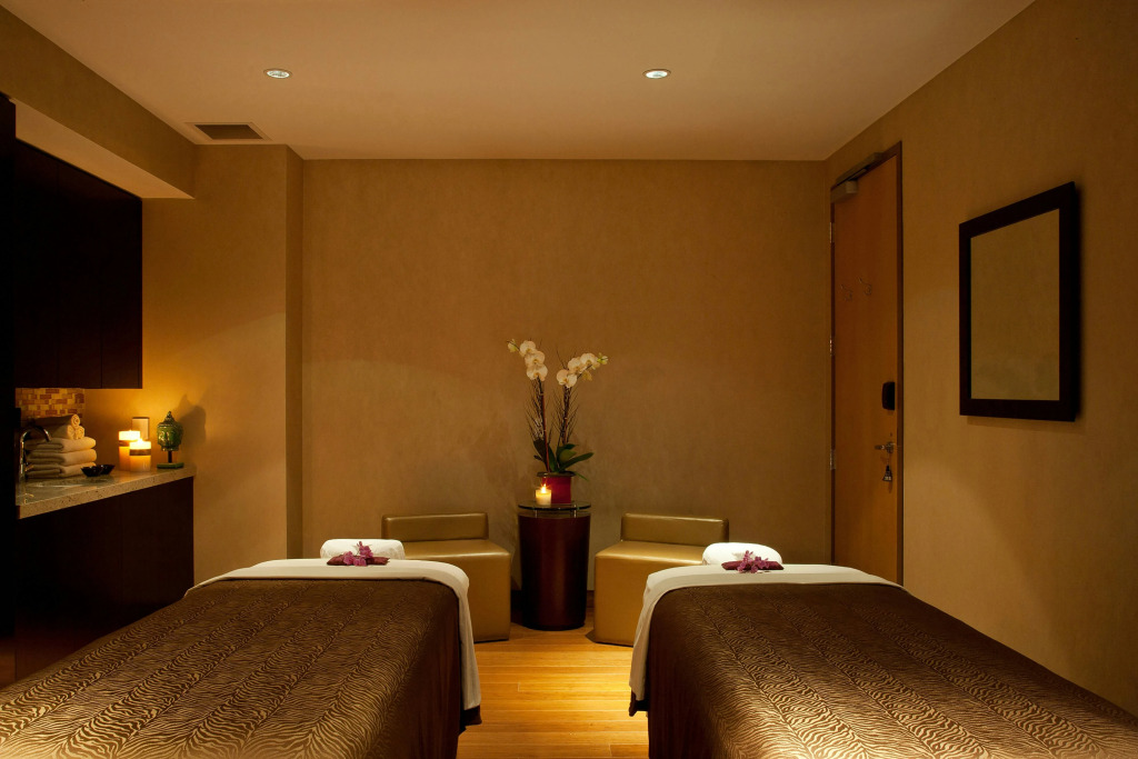 Hotel Beaux Arts, Autograph Collection
