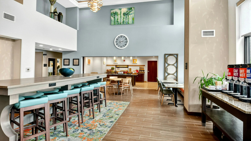Hampton Inn & Suites Chippewa Falls