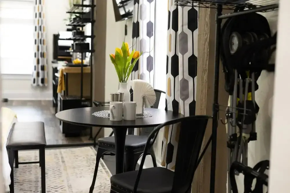 Cozy Vintage Studio Near Downtown SLC