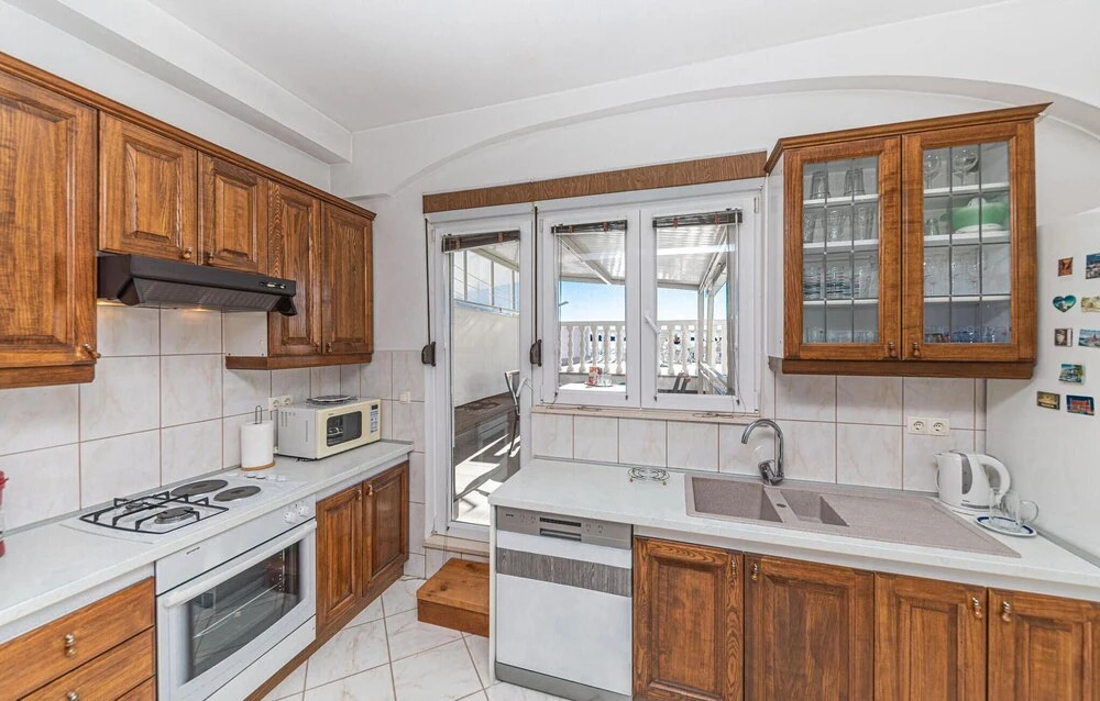 Nice Home in Kastel Kambelovac With Wifi and 1 Bedrooms