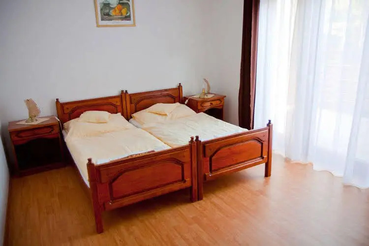 Kentaur Apartmanház