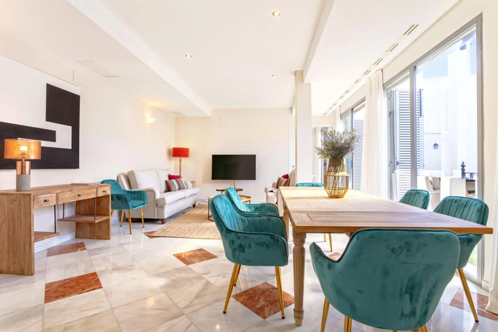 Amazing 4BD Duplex With Terrace in Santa Cruz Abades Terrace III