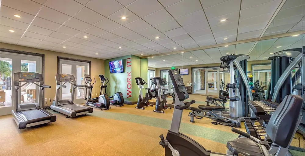 Spacious 9Bd near Disney with Pool - Family Dream