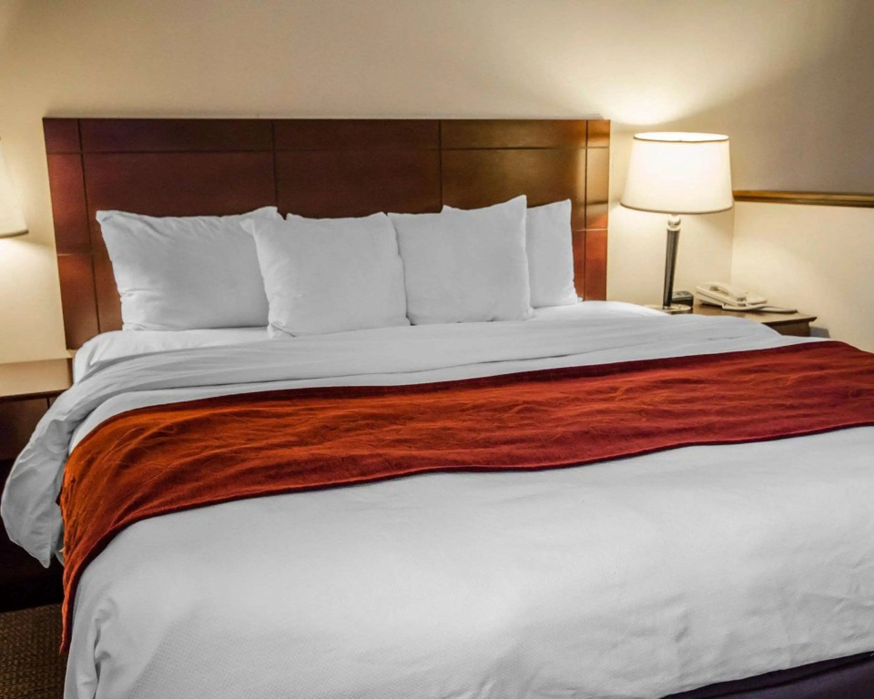 Quality Suites Jeffersonville - Louisville North