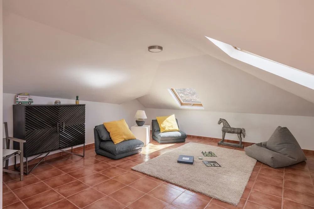 Casa do Castelo by An Island Apart