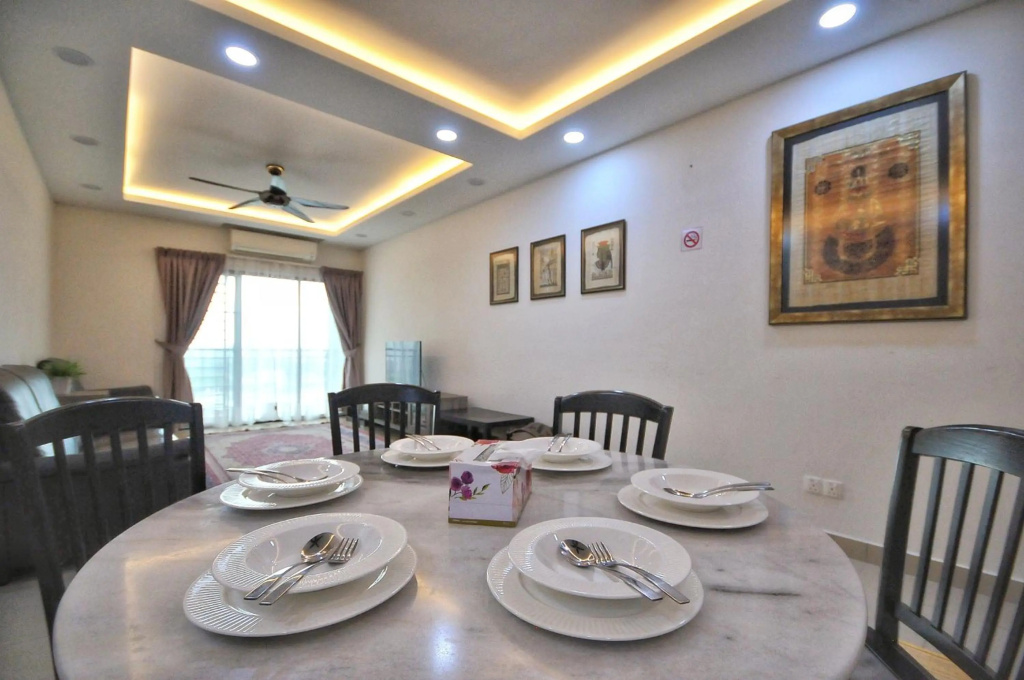 Rusnoor Homestay Alami Residensi 2-17-2