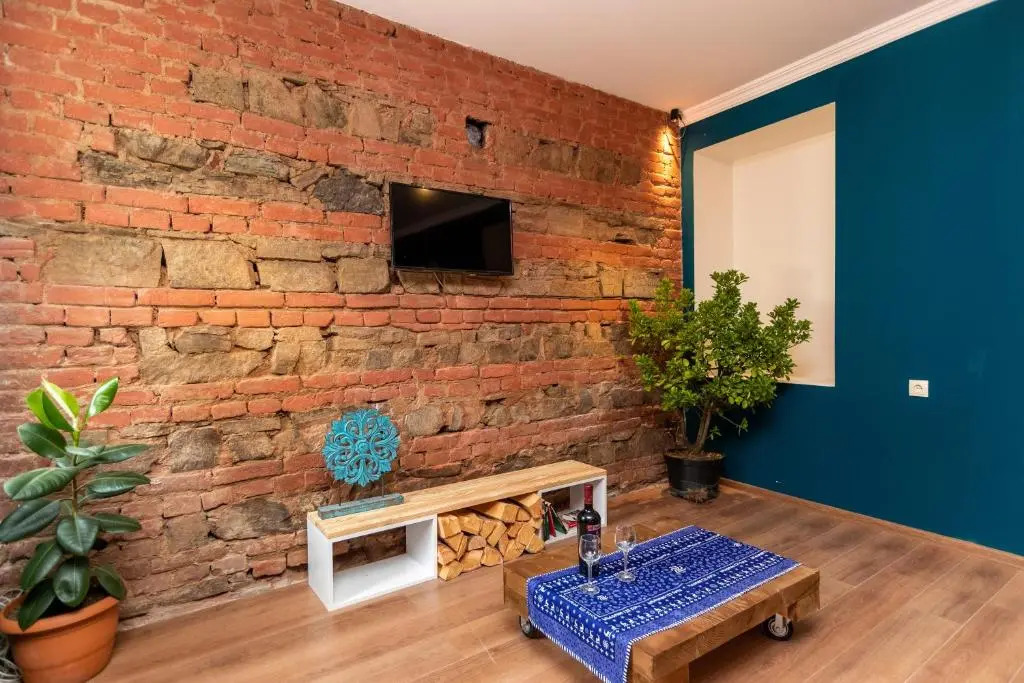 Giorgis apartment